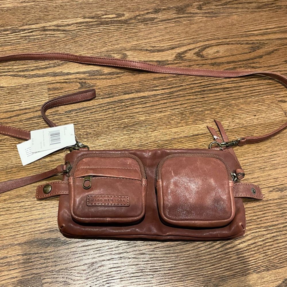 New with tags MARC NEW YORK full circle double pocket crossbody/wristlet